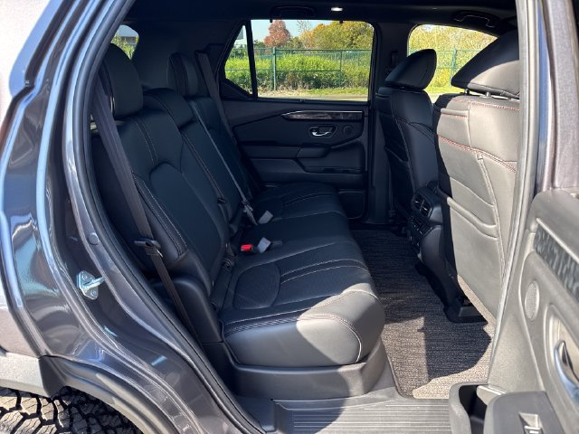 Certified 2026 Honda Passport TrailSport Elite image 12
