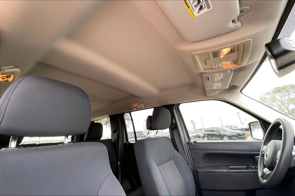 Used 2012 Jeep Liberty Sport w/ Driver Convenience Group image 26