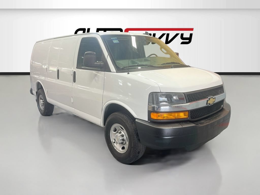 Used 2024 Chevrolet Express 2500 w/ Driver Convenience Package RWD image 1