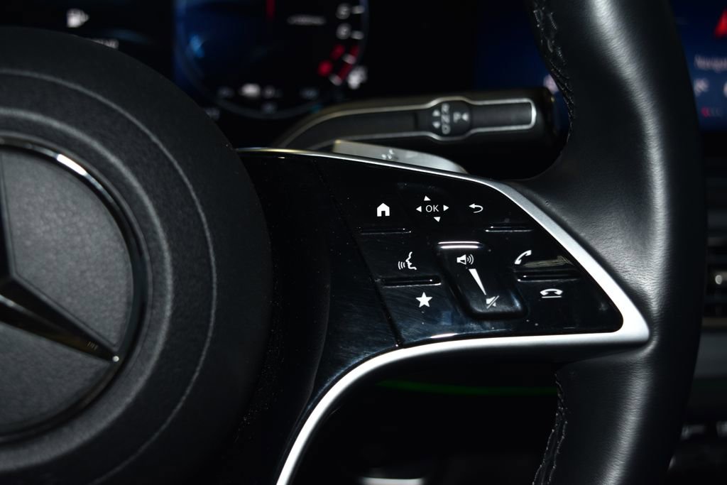 Used 2024 Mercedes-Benz GLE 450e 4MATIC image 11