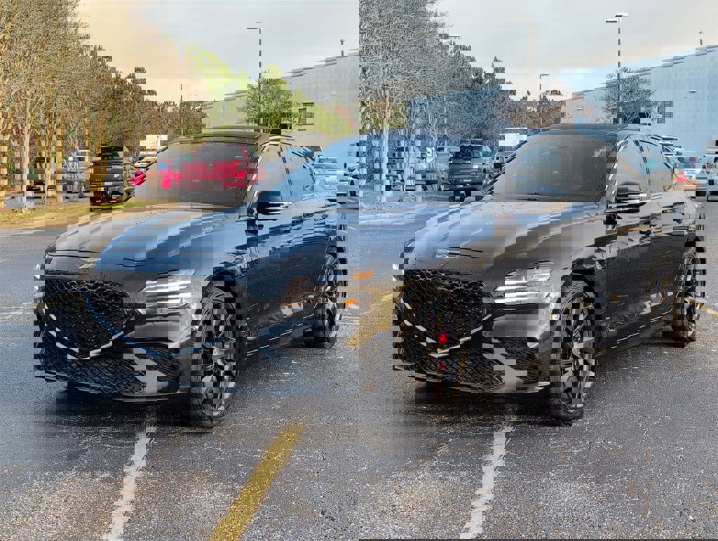 Used 2022 Genesis G70 3.3T image 8