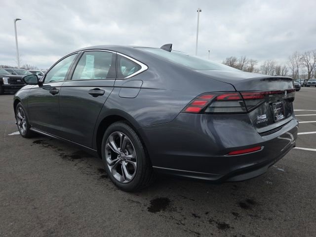 Used 2023 Honda Accord EX image 11