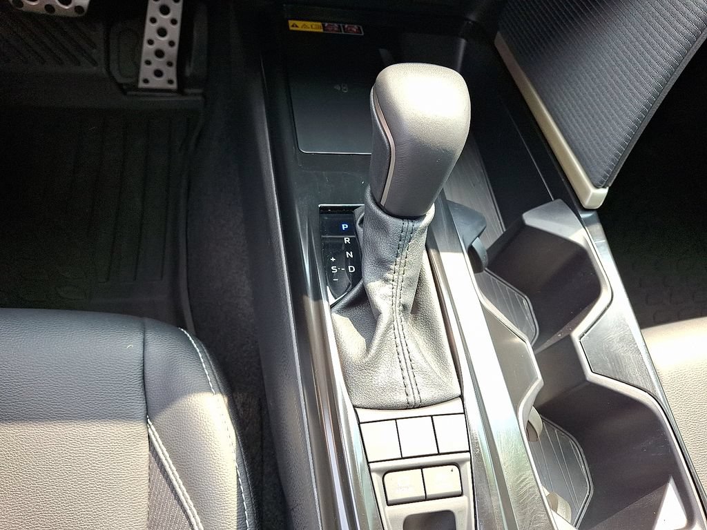 Used 2026 Toyota Camry SE w/ Multimedia Upgrade Package FWD image 17