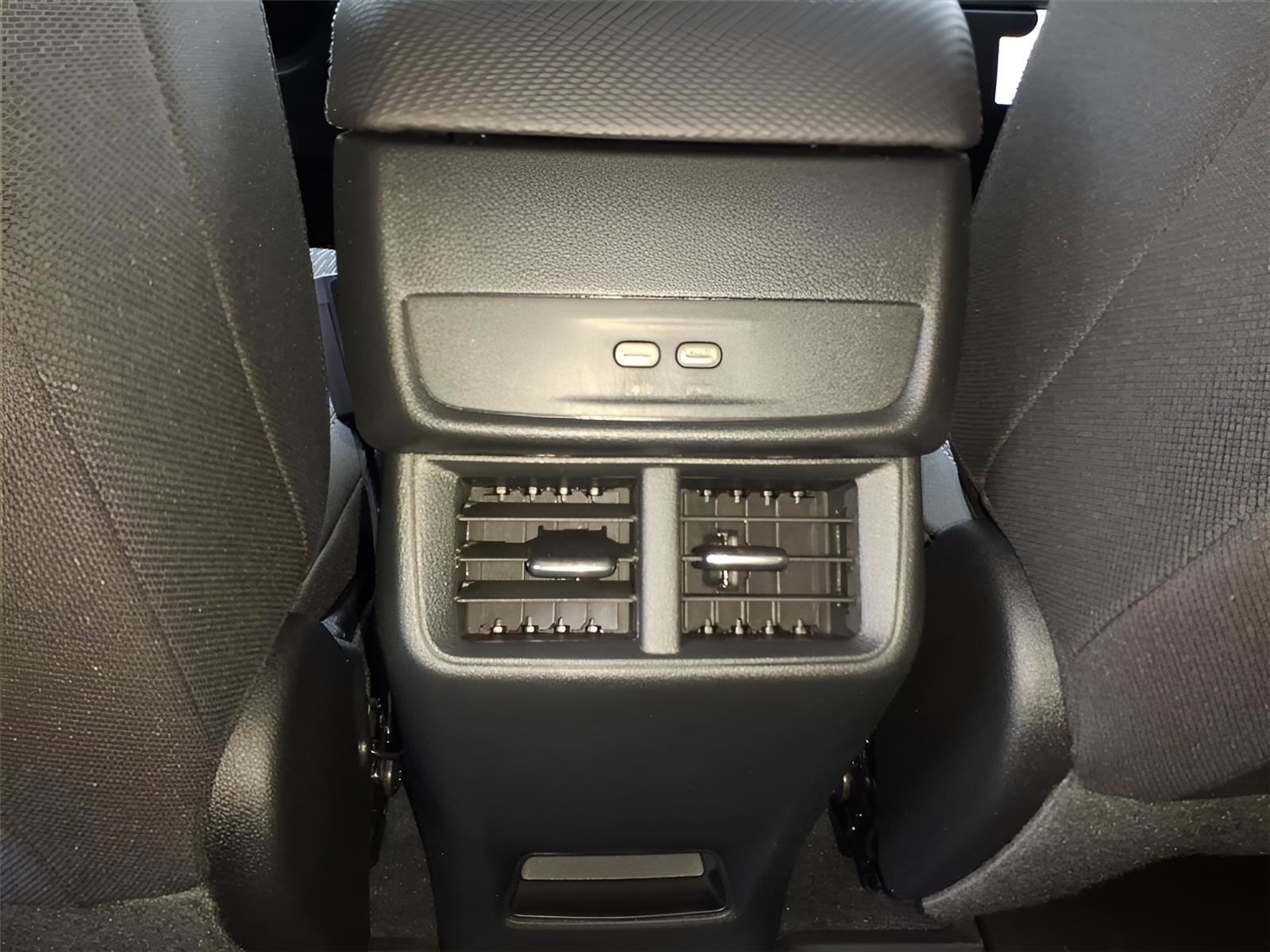 New 2026 Chevrolet Equinox LT w/ Safety and Technology Package image 12