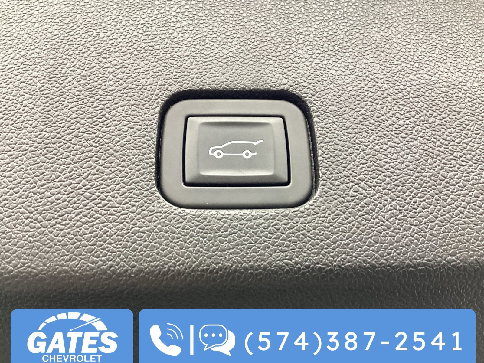 Used 2025 Cadillac XT6 Premium Luxury image 15