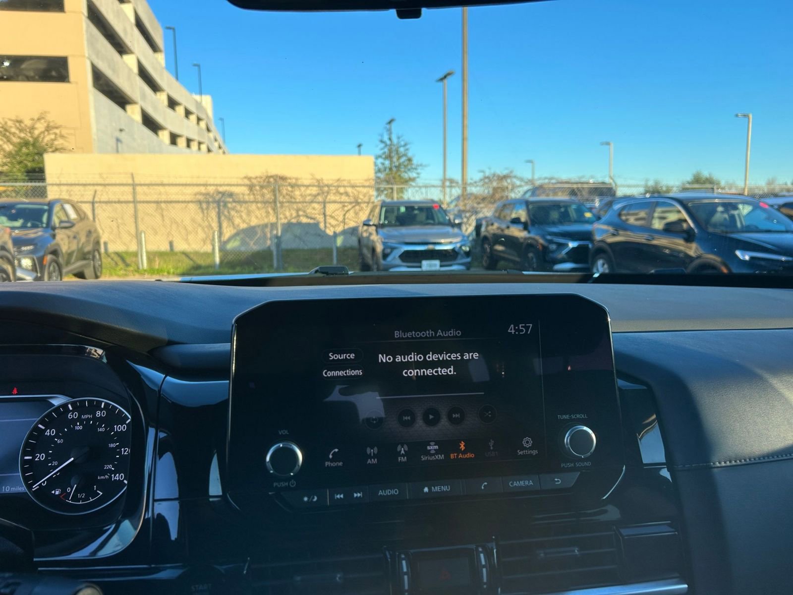 Used 2025 Nissan Pathfinder SV image 18