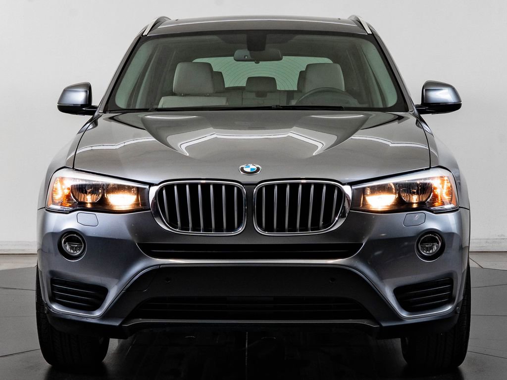 Used 2016 BMW X3 xDrive28i AWD/4WD image 2