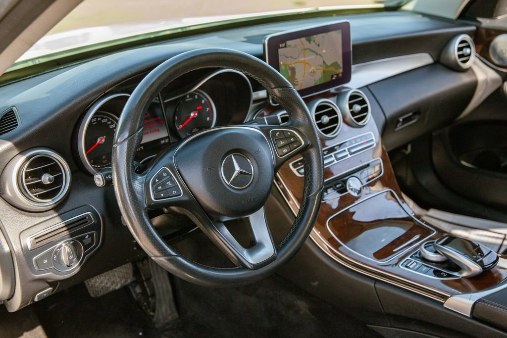 Used 2017 Mercedes-Benz C 350e Sedan w/ Premium 3 Package image 10