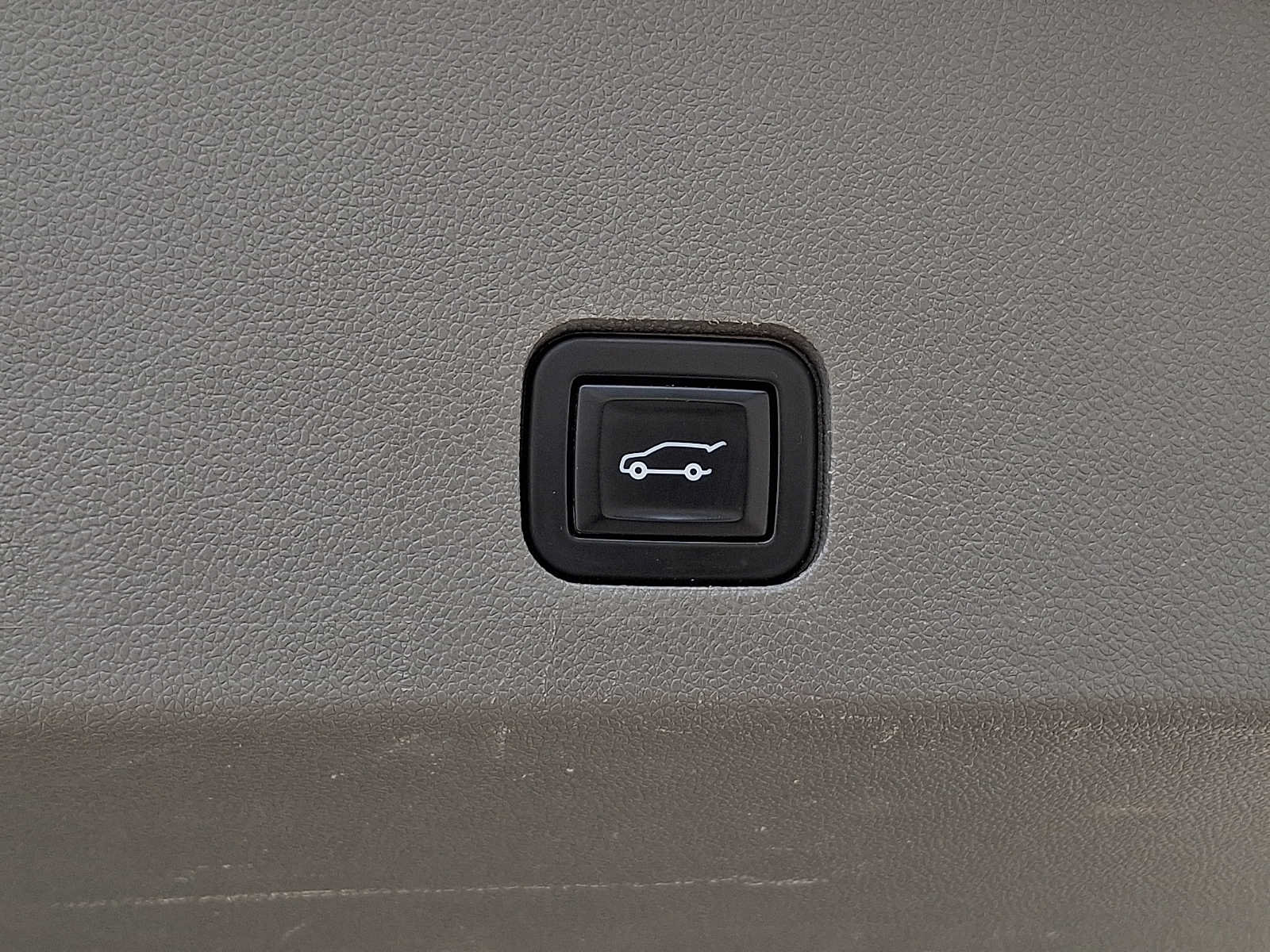 Used 2020 Cadillac XT6 Premium Luxury AWD/4WD image 25