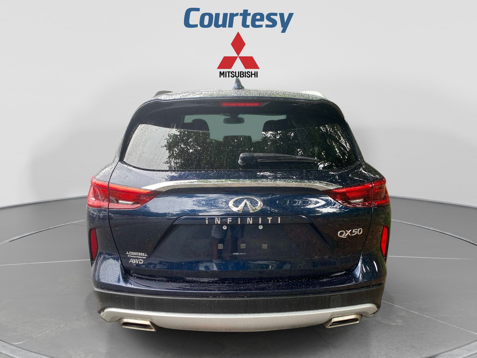Used 2020 INFINITI QX50 Luxe w/ Cargo Package AWD/4WD image 4