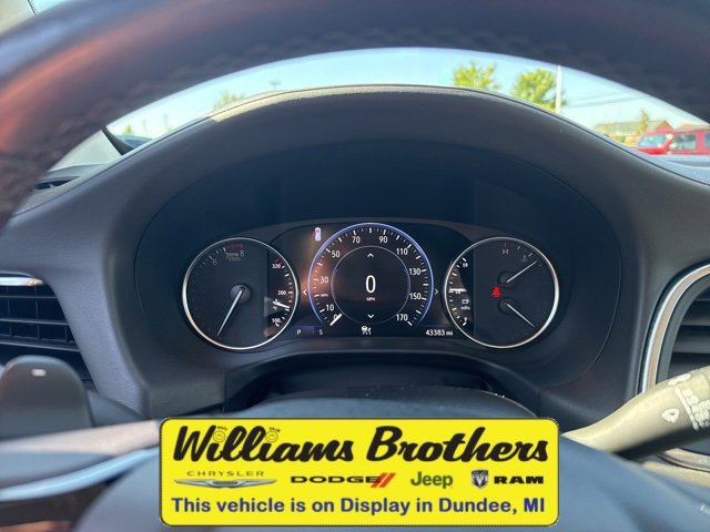 Used 2023 Buick Enclave Avenir w/ Avenir Technology Package image 18