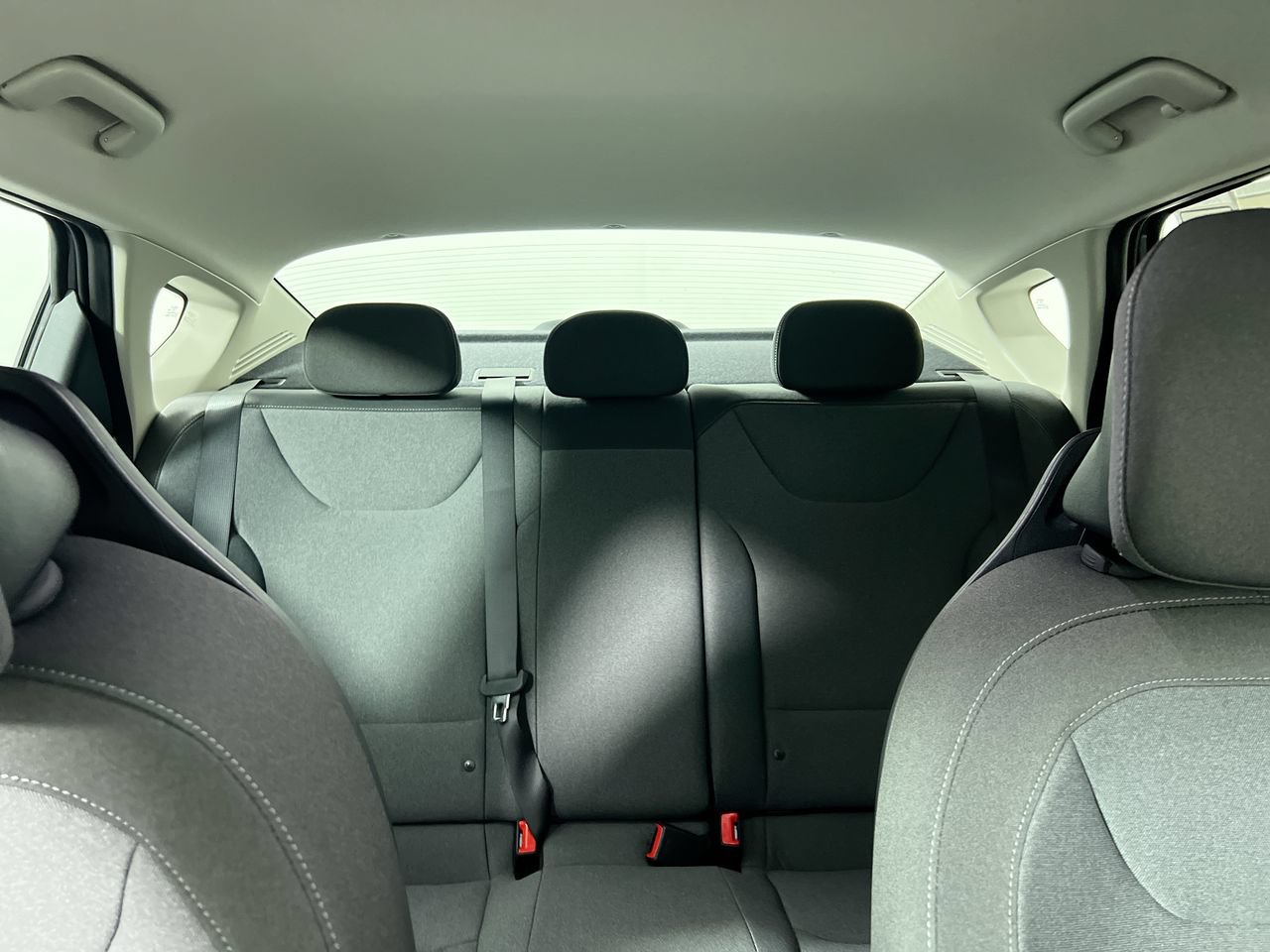 New 2026 Kia K4 FWD image 32