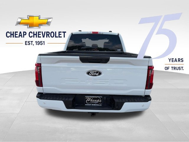 Used 2024 Ford F150 XLT w/ XLT Black Appearance Package AWD/4WD image 4