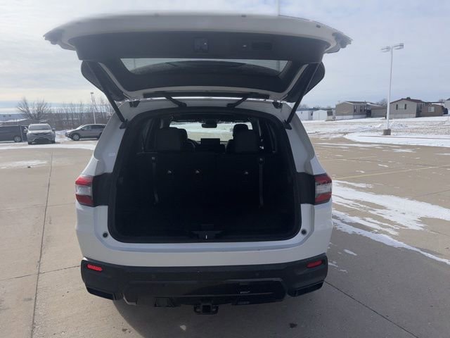 New 2026 Honda Pilot Black Edition image 15