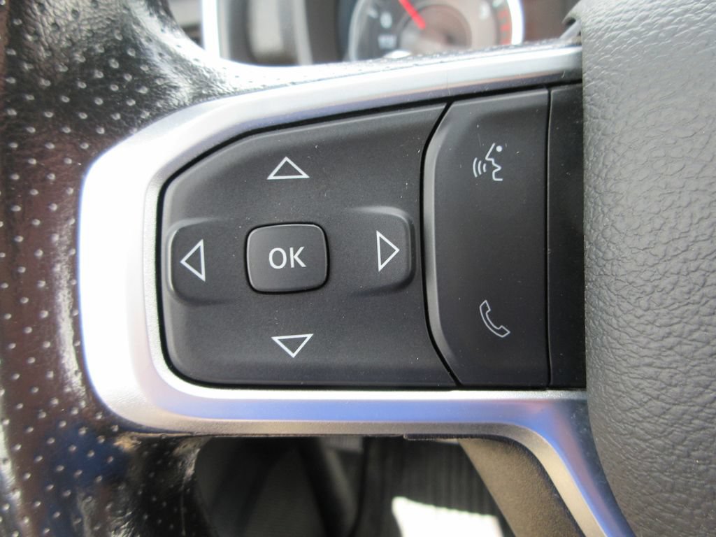 Used 2024 RAM 2500 Big Horn AWD/4WD image 12