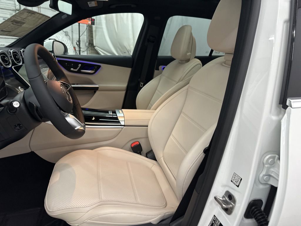 New 2026 Mercedes-Benz GLC 300 image 18