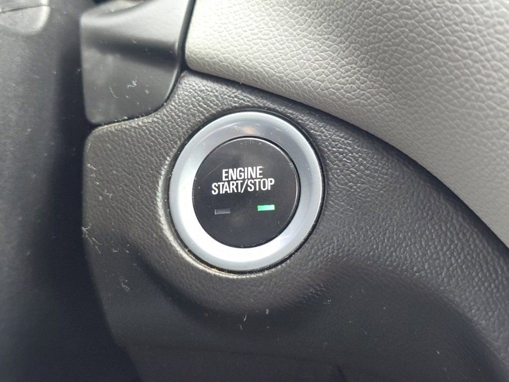 Used 2018 Chevrolet Equinox LS FWD image 8