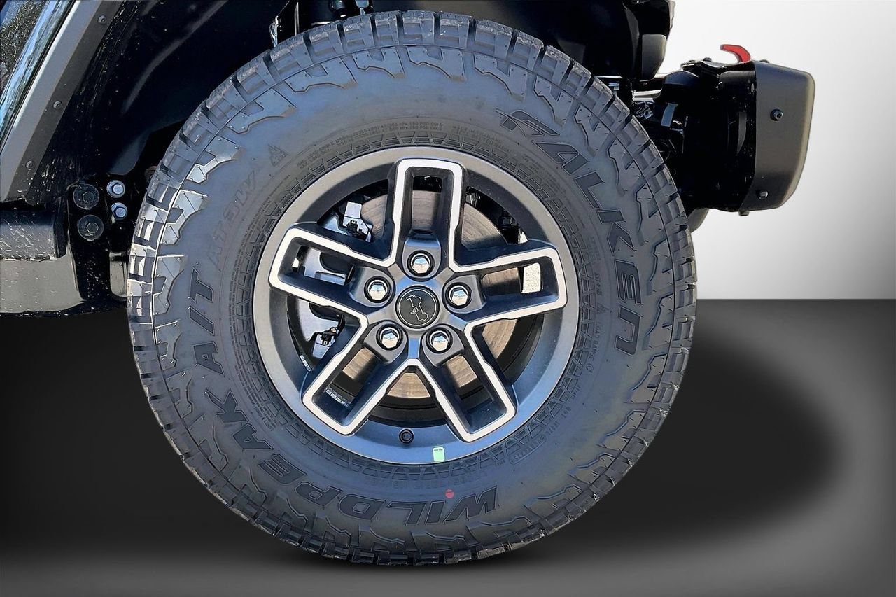 New 2026 Jeep Gladiator Mojave AWD/4WD image 32
