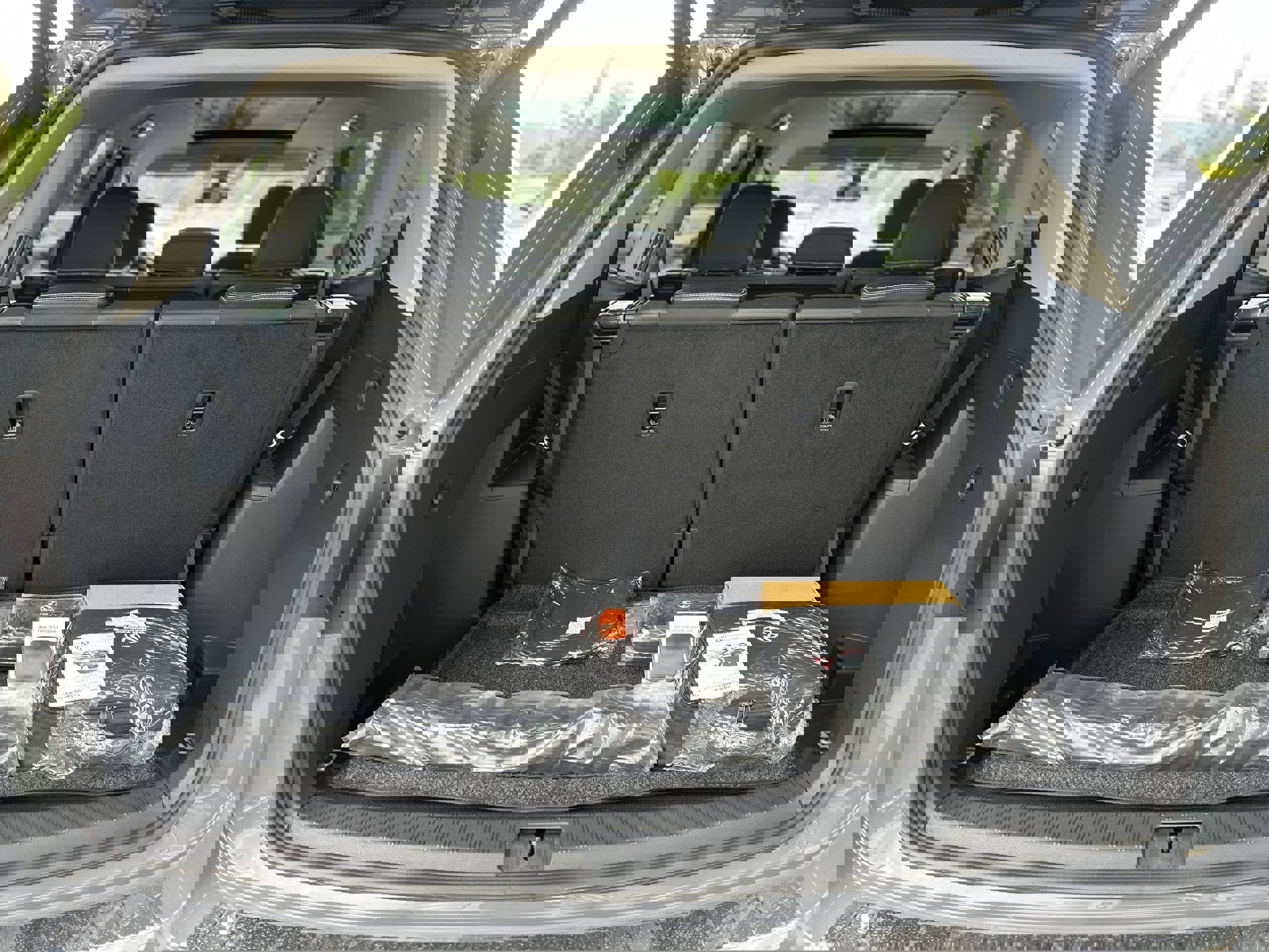 New 2025 Volkswagen Atlas SEL image 30