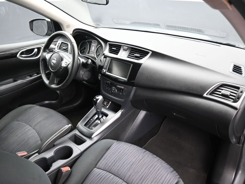 Used 2019 Nissan Sentra SV image 40