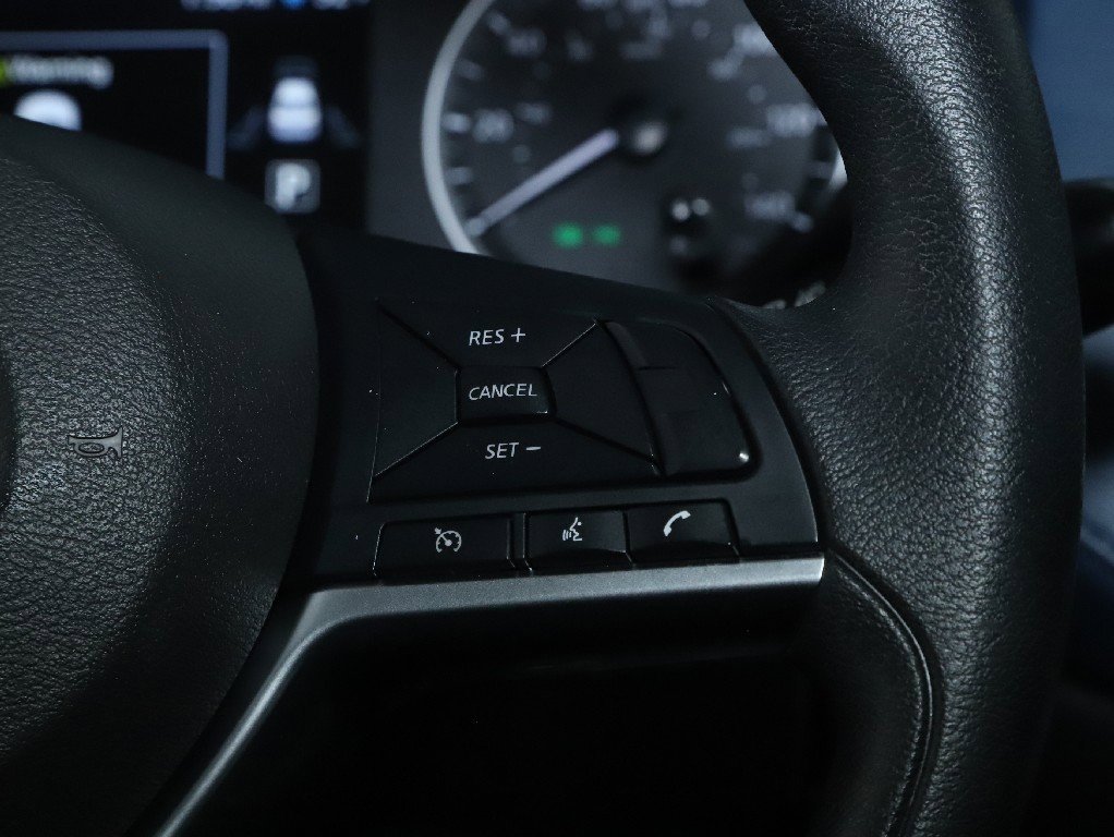 Certified 2025 Nissan Versa SV image 22