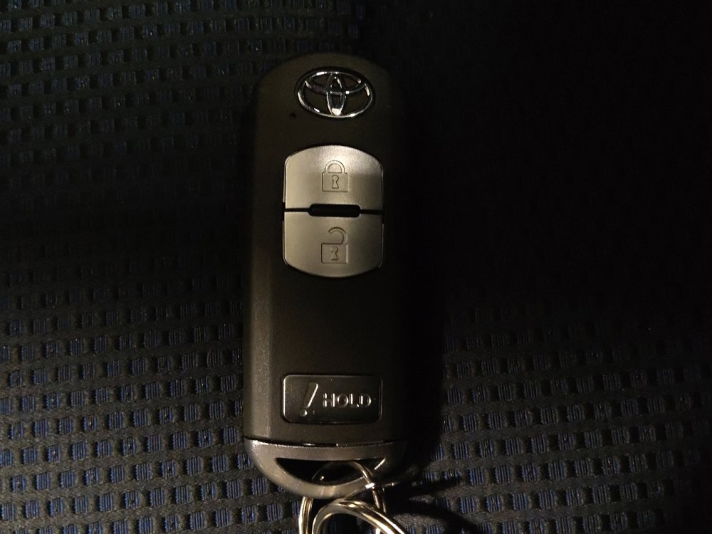 Used 2020 Toyota Yaris LE FWD image 32