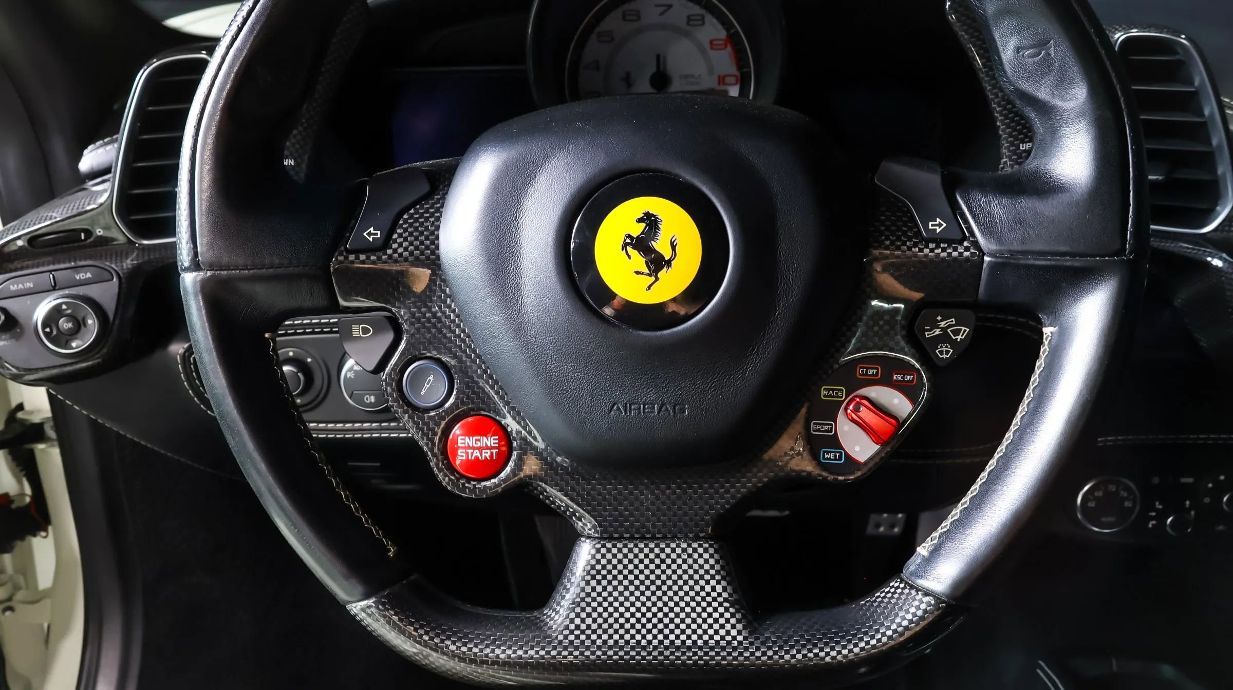 Used 2012 Ferrari 458 Spider RWD image 15