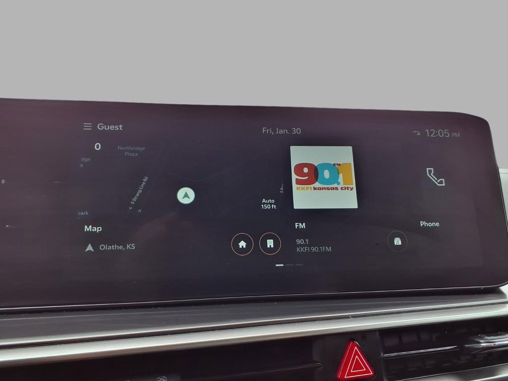 Used 2024 Kia Sorento S image 5