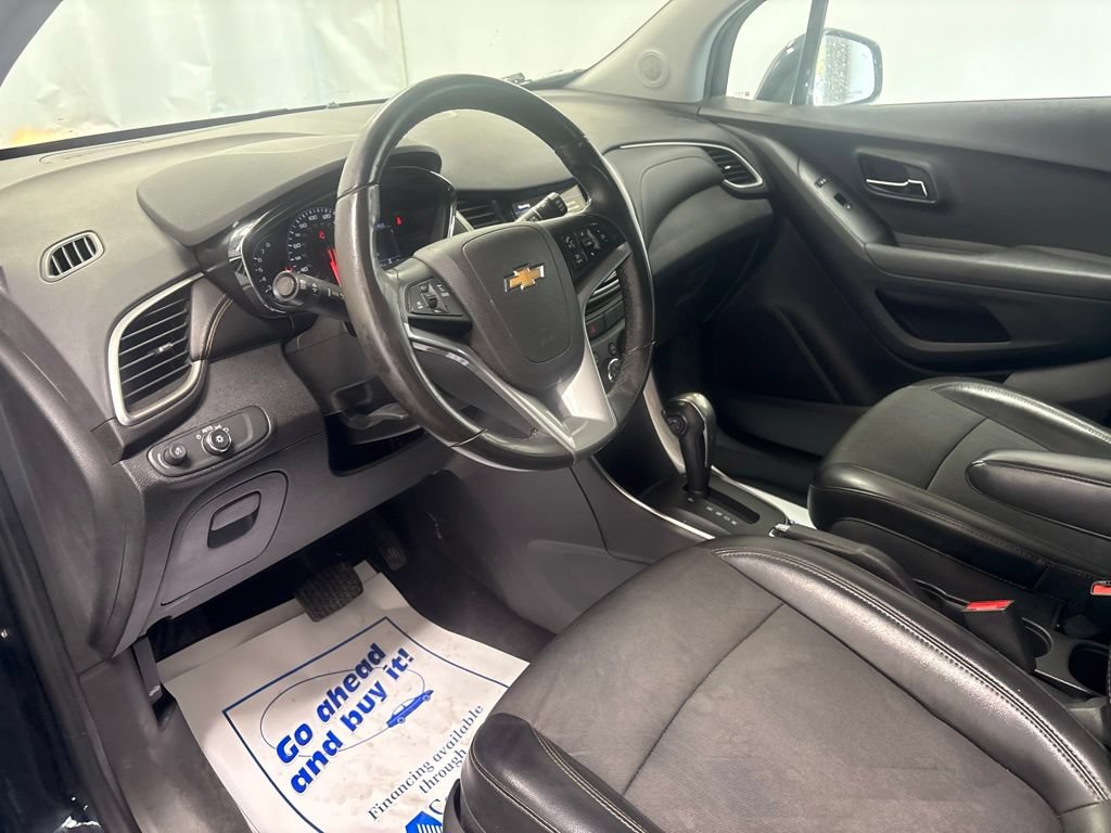 Used 2019 Chevrolet Trax LT w/ Driver Confidence Package FWD image 15