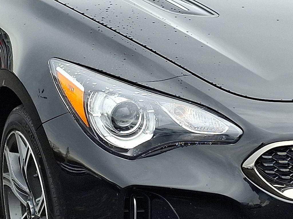 Used 2020 Kia Stinger GT-Line w/ Sun & Sound Package image 9