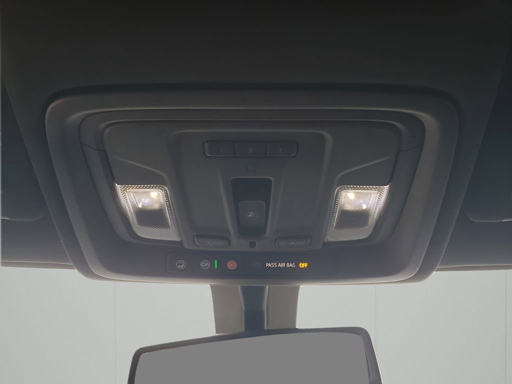 Used 2023 GMC Sierra 2500 AT4 w/ AT4 Preferred Package image 42