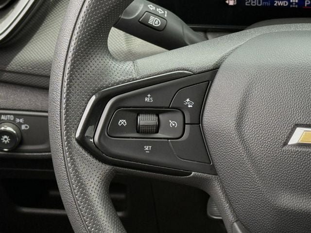 Used 2025 Chevrolet TrailBlazer LT AWD/4WD image 13