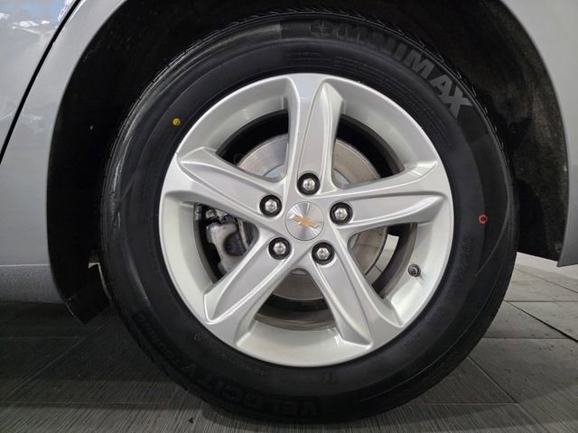 Used 2023 Chevrolet Malibu LS image 23