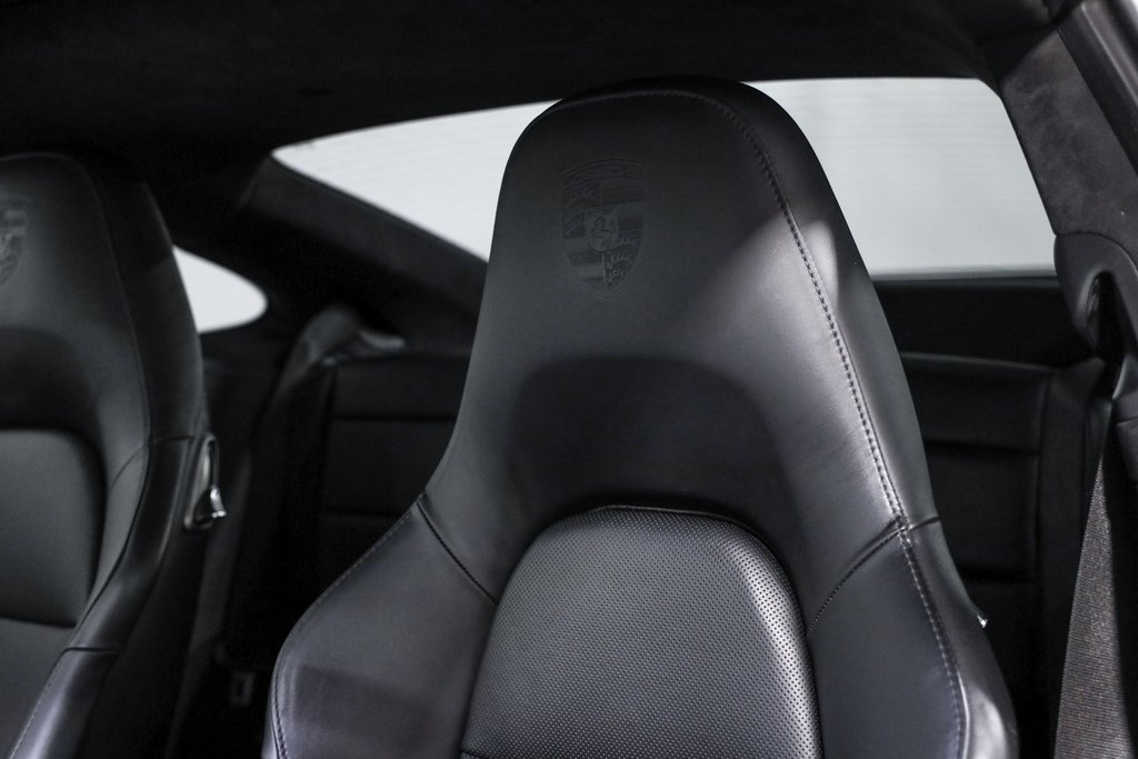 Used 2018 Porsche 911 Turbo S image 32