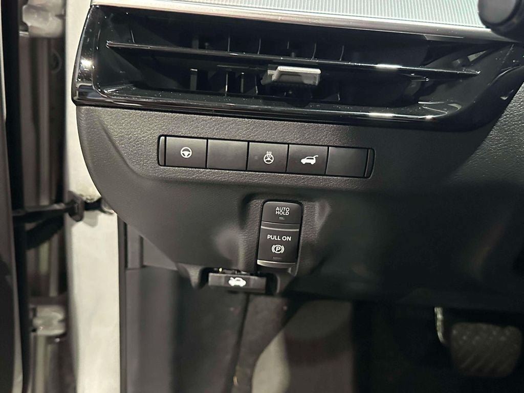 Used 2025 Nissan Murano SL AWD/4WD image 22
