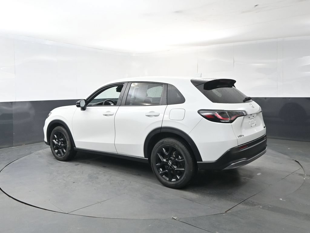 Used 2024 Honda HR-V Sport image 3