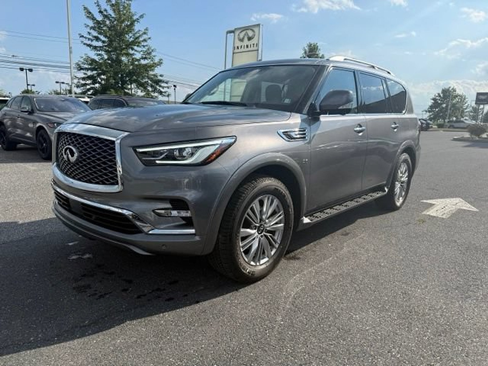Used 2019 INFINITI QX80 Luxe w/ Proassist Package AWD/4WD image 5