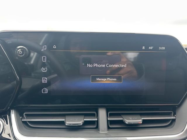 New 2026 Chevrolet Trax RS w/ Driver Confidence Package image 21