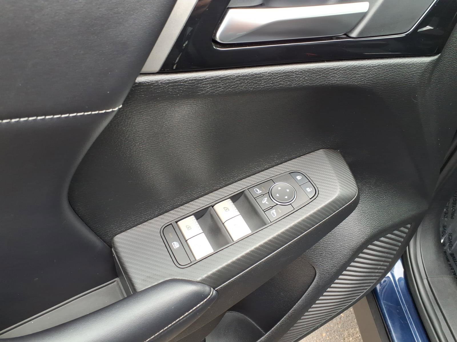 Used 2024 Mitsubishi Outlander SE image 15