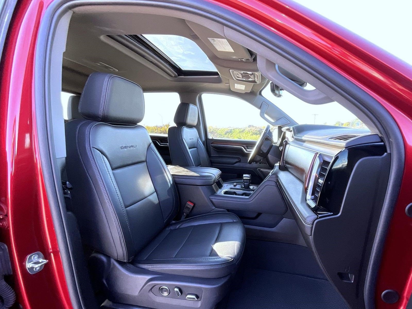 Certified 2024 GMC Sierra 1500 Denali w/ Denali Reserve Package image 14