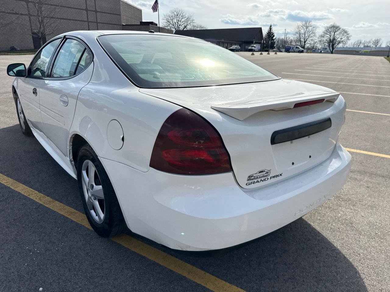 Used 2008 Pontiac Grand Prix w/ Premium Package image 7