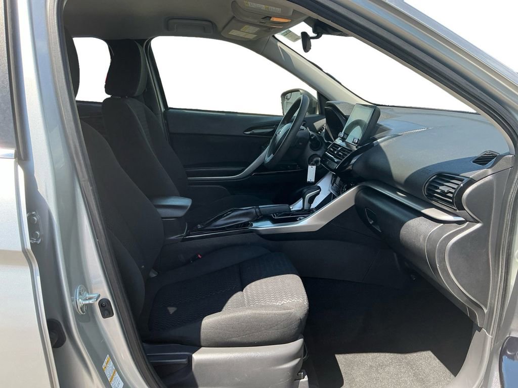 Used 2023 Mitsubishi Eclipse Cross LE AWD/4WD image 22