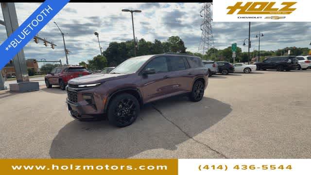 Certified 2025 Chevrolet Traverse RS w/ LPO, Floor Liner Package AWD/4WD image 4