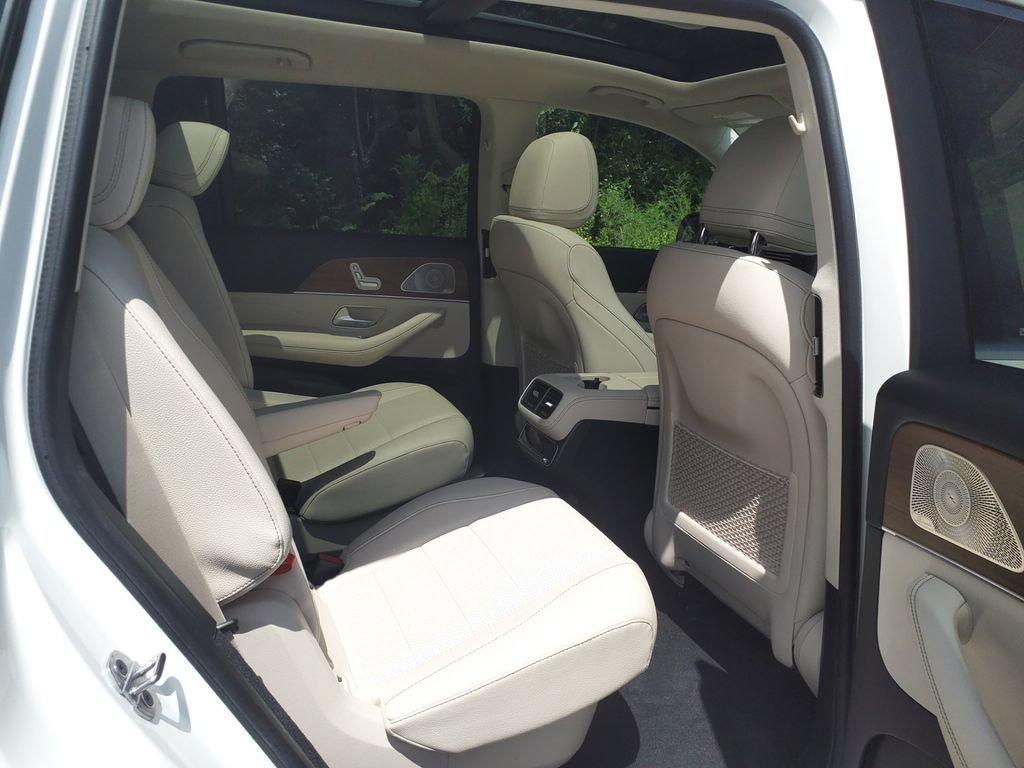 Certified 2024 Mercedes-Benz GLS 450 4MATIC image 12