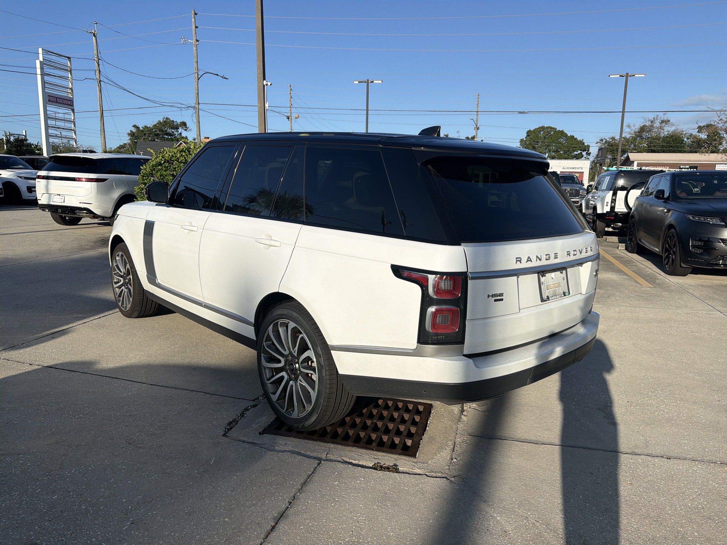 Used 2022 Land Rover Range Rover Westminster Edition AWD/4WD image 4