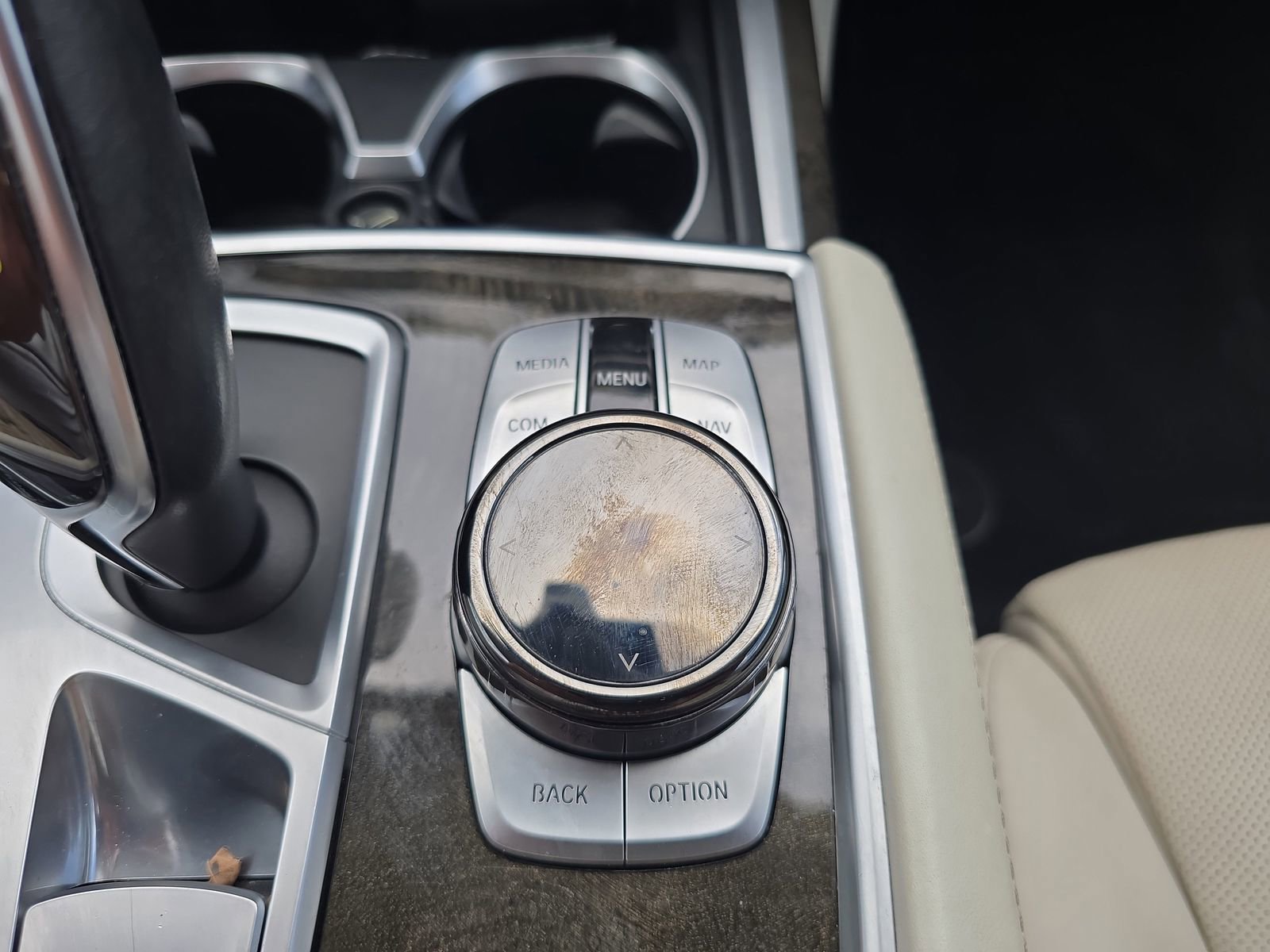 Used 2018 BMW 740i RWD image 22