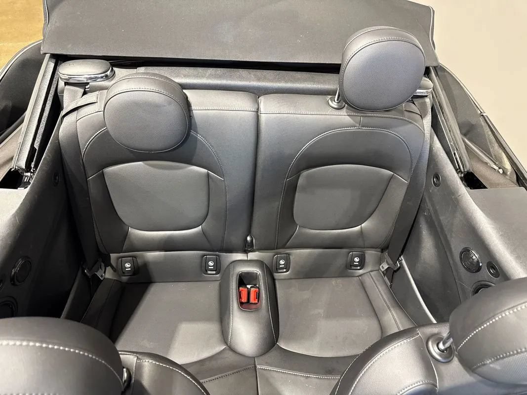 Used 2019 MINI Cooper S w/ Signature Upholstery Package FWD image 74
