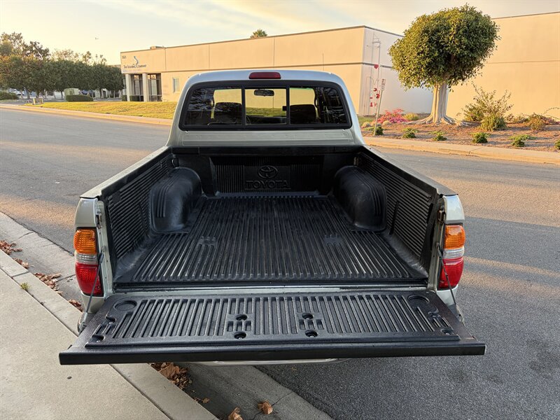 Used 2003 Toyota Tacoma PreRunner RWD image 6
