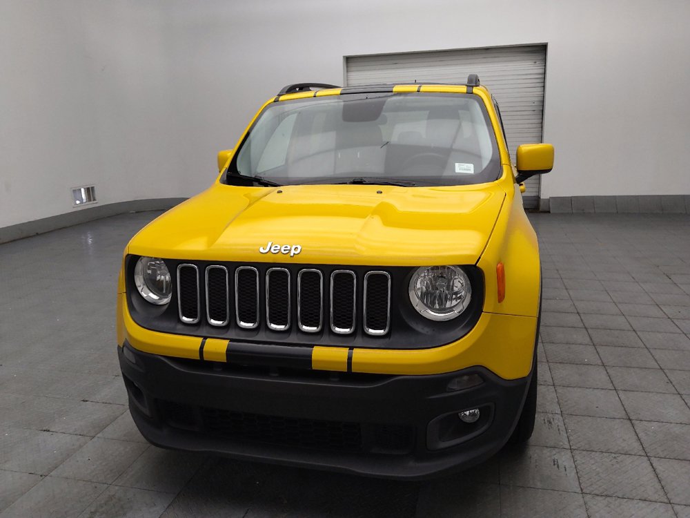 Used 2016 Jeep Renegade Latitude FWD image 15