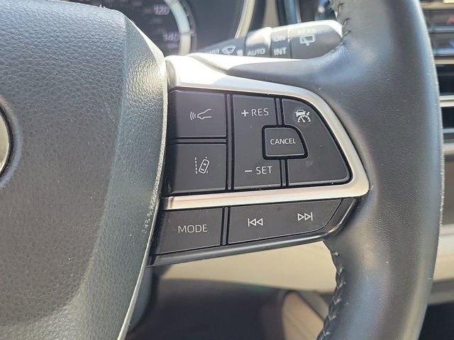 Used 2022 Toyota Highlander Platinum image 33